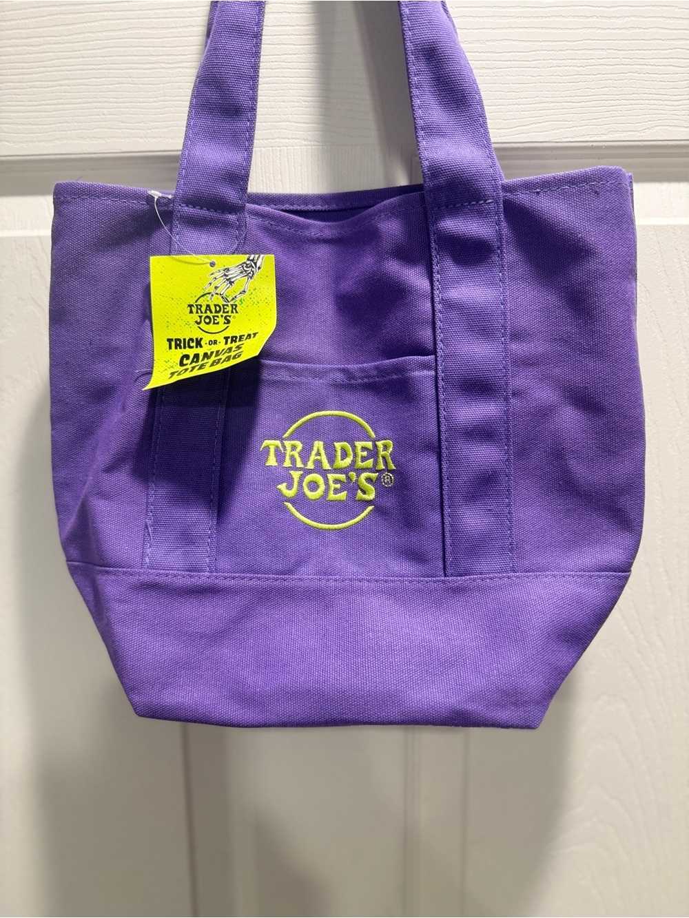 NWT Trader Joe’s Purple Trick-or-Treat Canvas Tote Bag Halloween Reusable - Picture 4 of 9